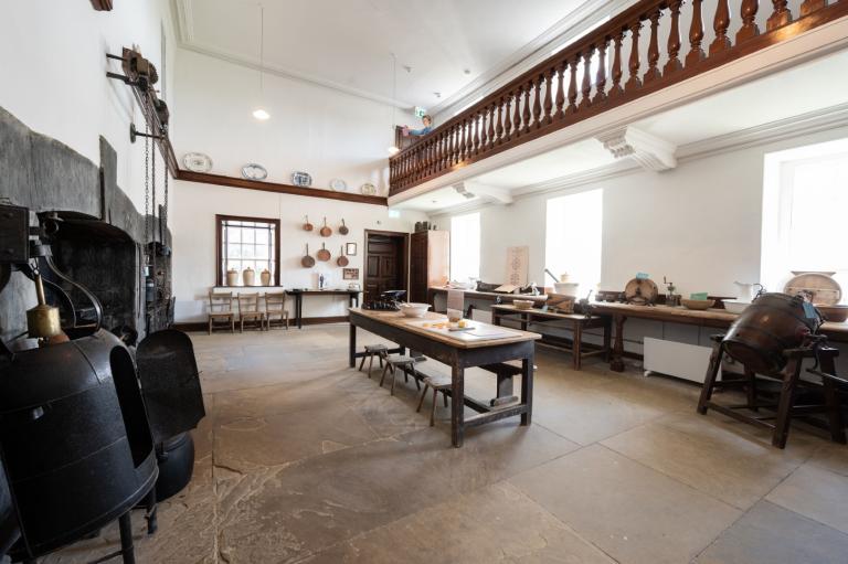 Gallery Kitchen